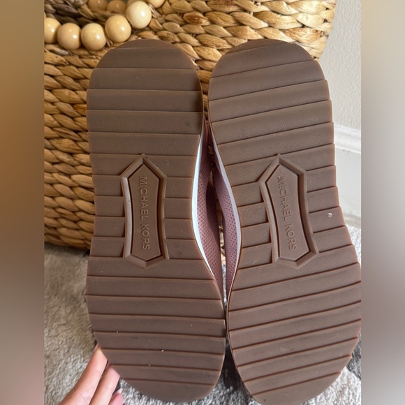 Michael Kors shoes EUC - Picture 5 of 8
